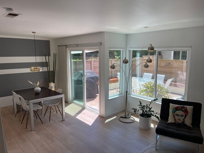 Building Photo - Stylish 3BR Townhome with Garage in Prestigious Woodbridge, Irvine