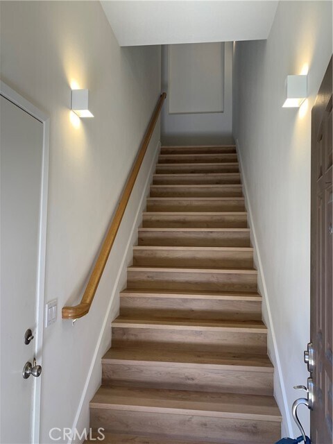 Building Photo - 10 Iron Bark