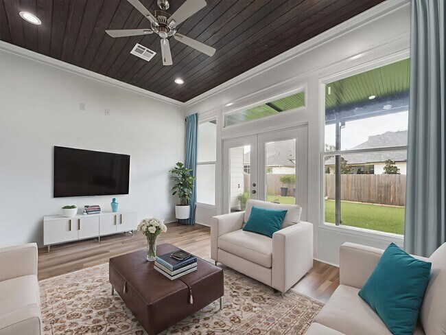Foto del edificio - Luxurious 4 bedroom home available JANUARY 19th in Lafayette!