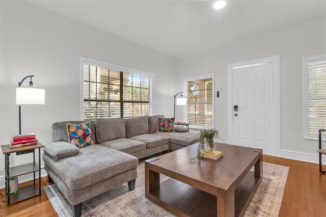 Building Photo - 4121 Junius St