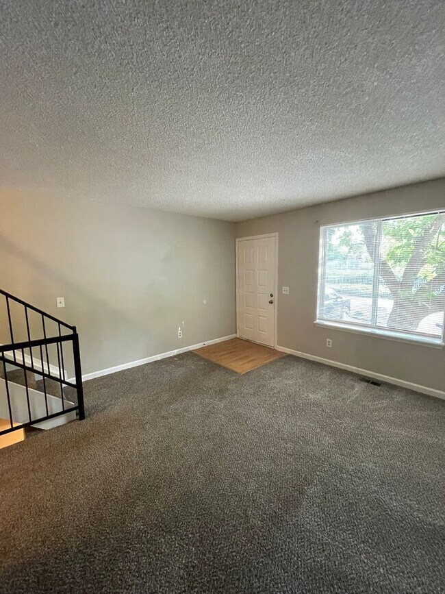 Foto del edificio - Charming 3-Bedroom Home in Victoria Place neighborhood! MOVE IN SPECIAL!!