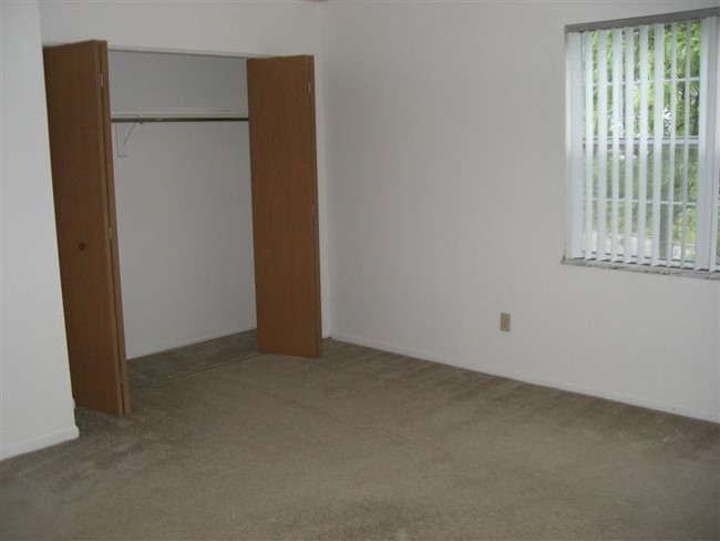 Building Photo - 1554 Cambria Dr
