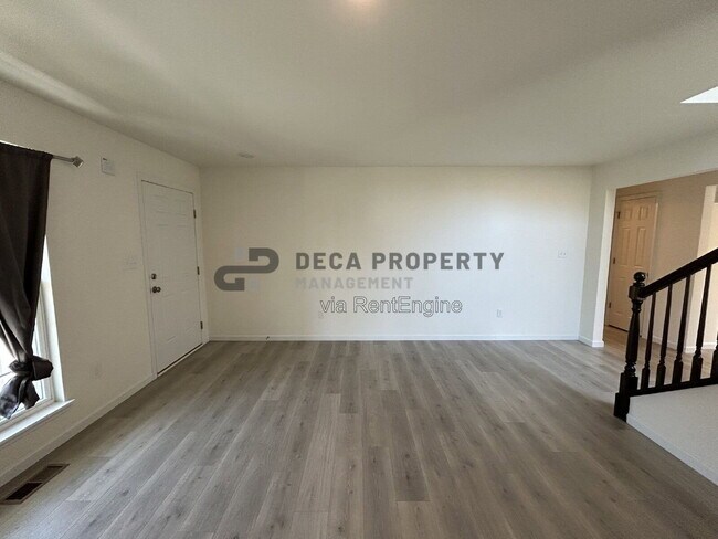 Foto del edificio - 16732 River Stone Dr