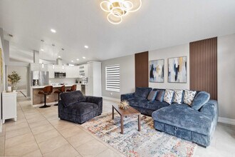 Building Photo - 4931 Dunmore Ln