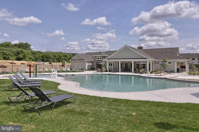 Building Photo - 834 Northern Spy Dr