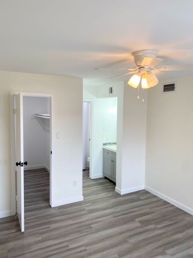 2750 Holly Hall St Unit 1110, Houston, TX 77054 Condo for Rent in