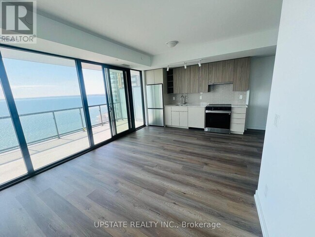Photo du bâtiment - 2075 Lakeshore Rd.