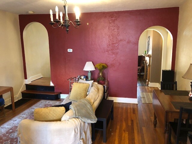 Dining room - 537 Summerlea St