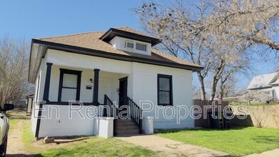 1217 Clinton Ave