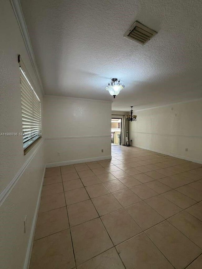 Foto del edificio - 6246 SW 136th Ct
