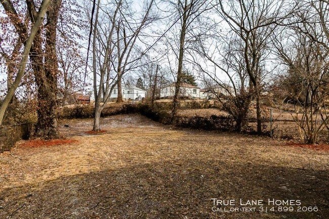 Building Photo - 7447 Esterbrook Dr