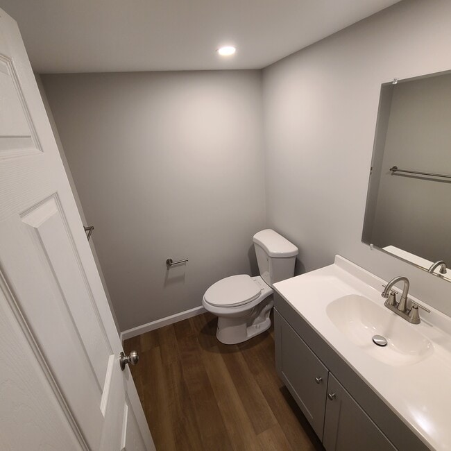 Foto del edificio - 1331 Narragansett St