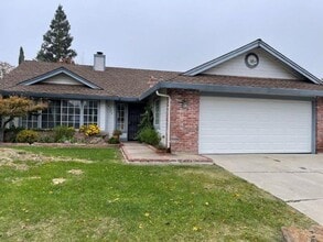 Building Photo - 6505 Fuego Way