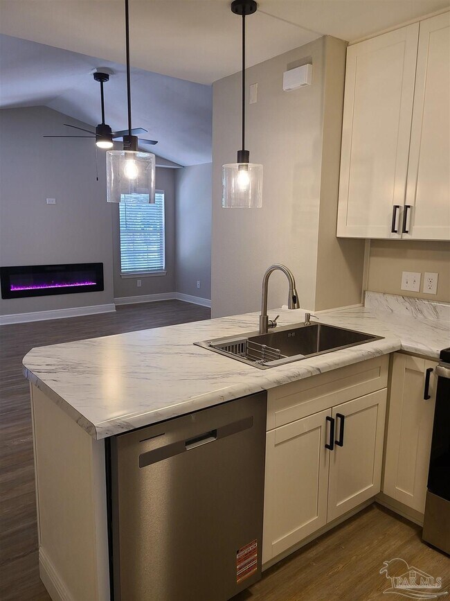 Foto del edificio - 501 E Burgess Rd