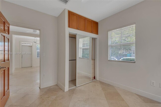 Foto del edificio - 814 Lenox Ave.