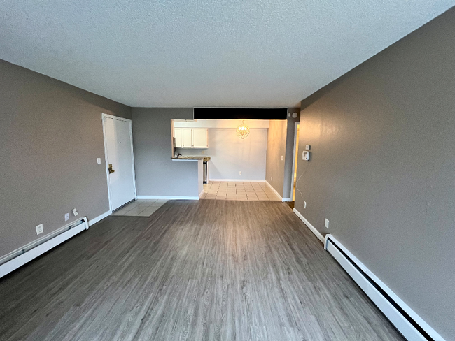 Foto del edificio - 10150 E Virginia Ave