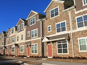 Building Photo - 631 Centennial View Ln