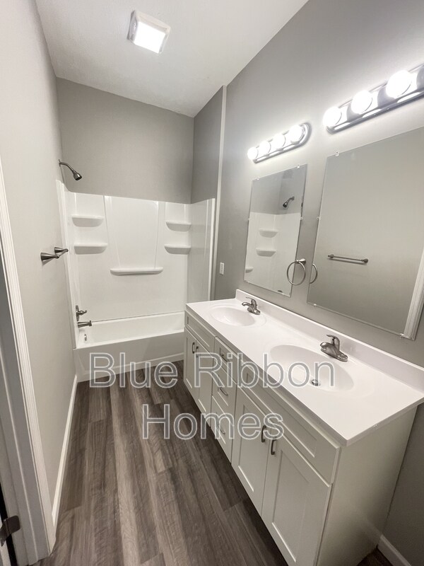 Foto del edificio - 1616 8th Ave