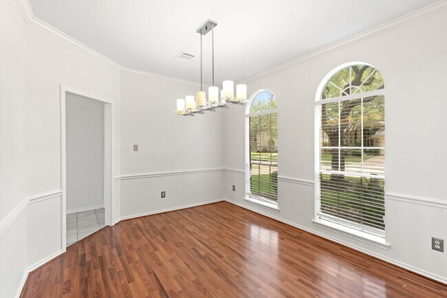 Foto del edificio - 2122 Hill Canyon Ct