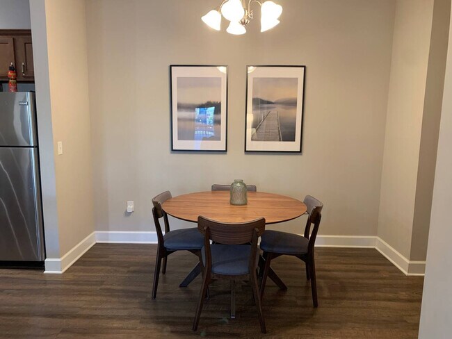 Foto del edificio - 855 Chillingham Dr