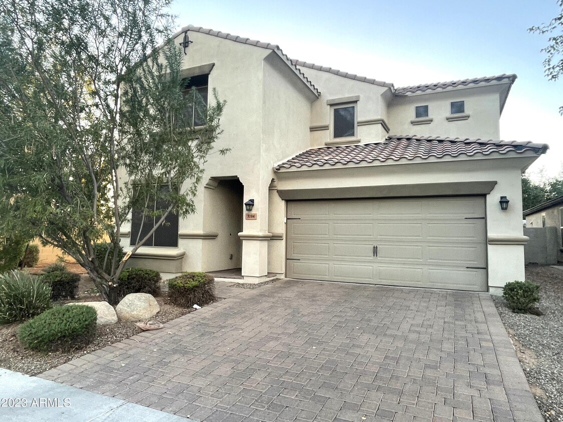 Primary Photo - 3104 N 32nd Way