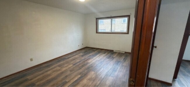 Foto del edificio - 906 5th Ave S