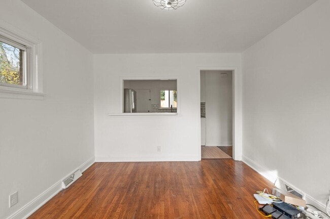 Building Photo - 1125 Mulberry Ave