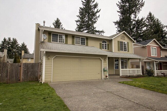 Foto del edificio - Quiet area near 162nd, Southern exposure, A/C, FP-4BR