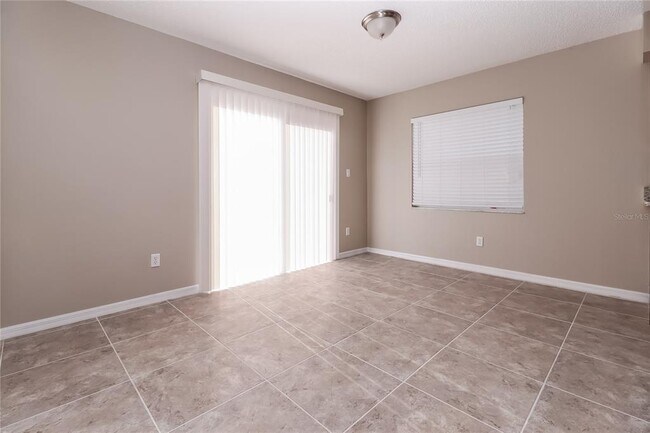 Foto del edificio - 605 Dorothy Cir