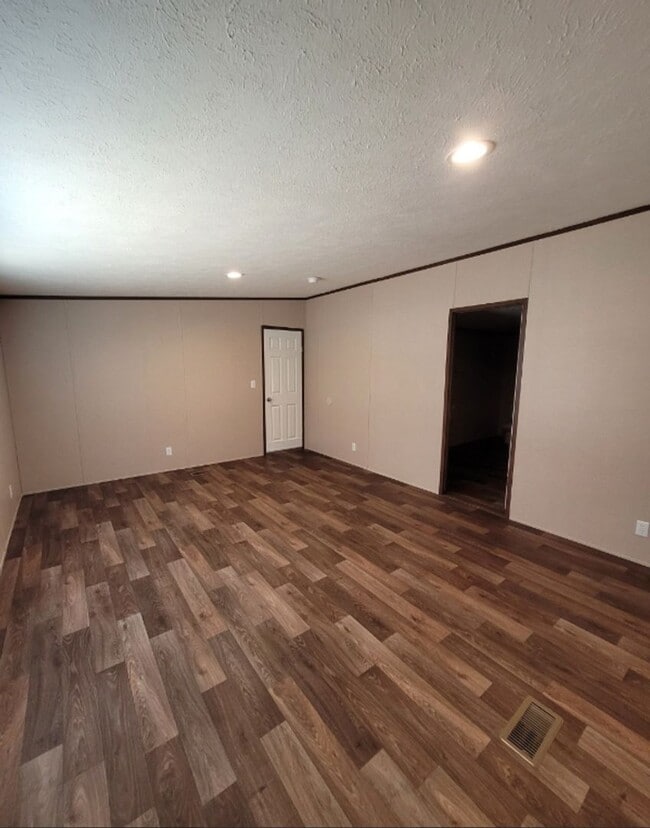Building Photo - 39 Sunnybrook Ln