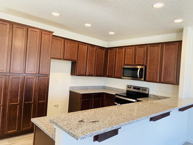 Building Photo - 5553 E Bollo St