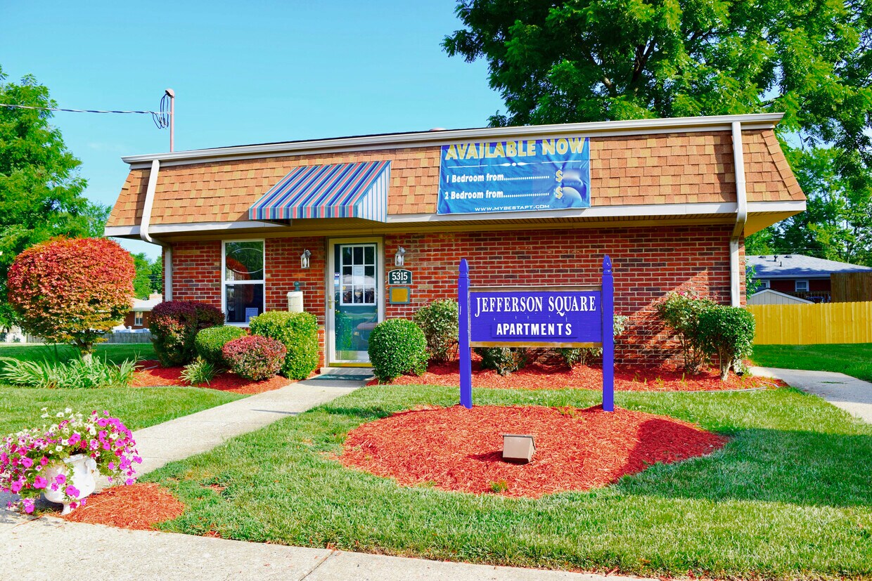 Jefferson Square Apartments 5315 Outer Loop Louisville, KY