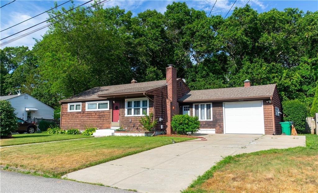 Primary Photo - 70 Helen Ave