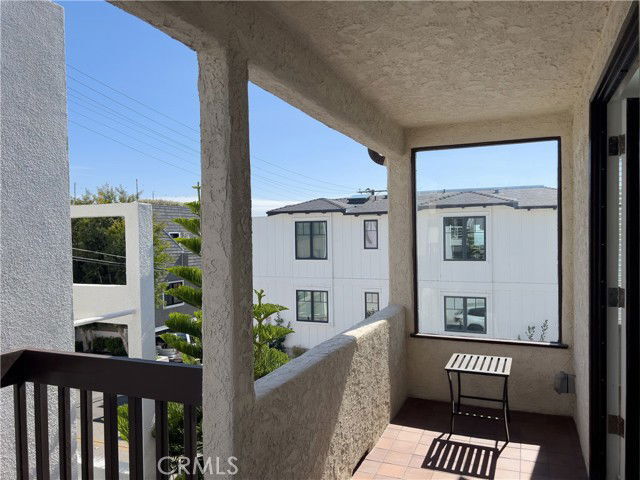 Foto del edificio - 3030 Manhattan Ave