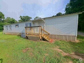 Building Photo - 2821 Hillcrest Ave