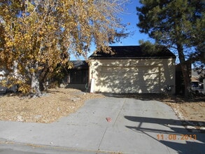 Building Photo - 2 Castle Wy