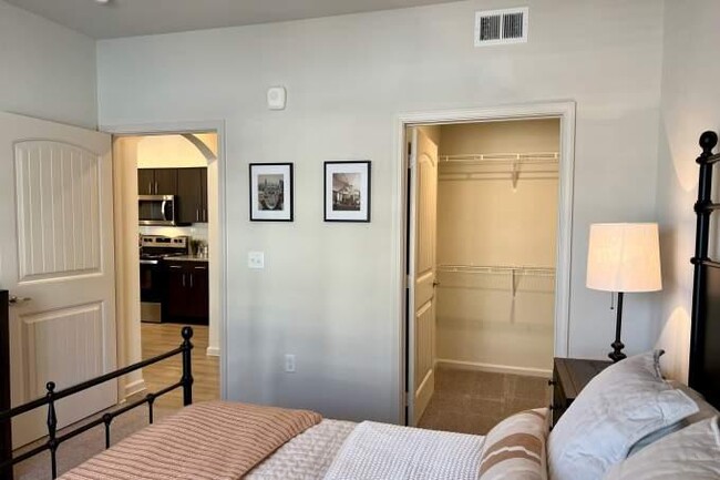 Foto del edificio - 1 bedroom in Austin TX 78724