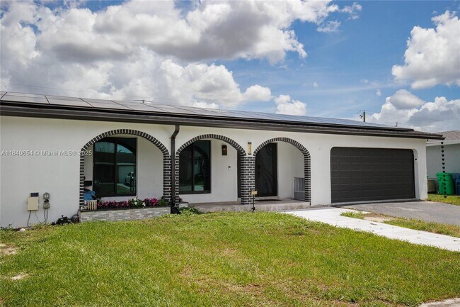Foto del edificio - 12021 NW 29th Pl