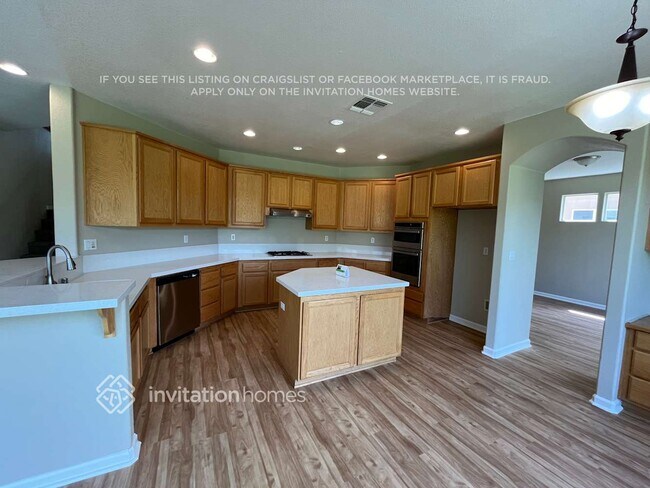 Foto del edificio - 3870 Bilsted Way