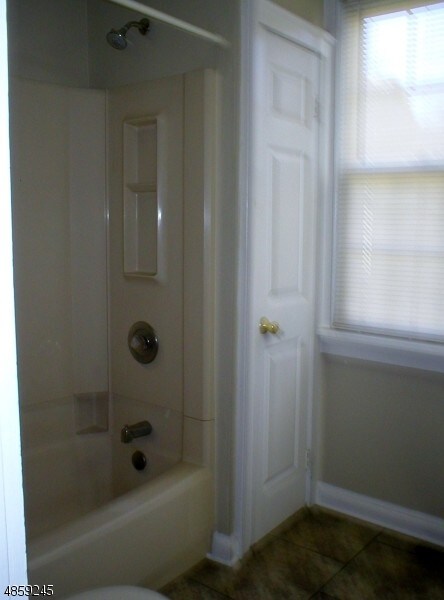 Building Photo - 356 Montague Ave