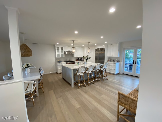 Building Photo - 4 br, 4 bath House - 1217 6th Street