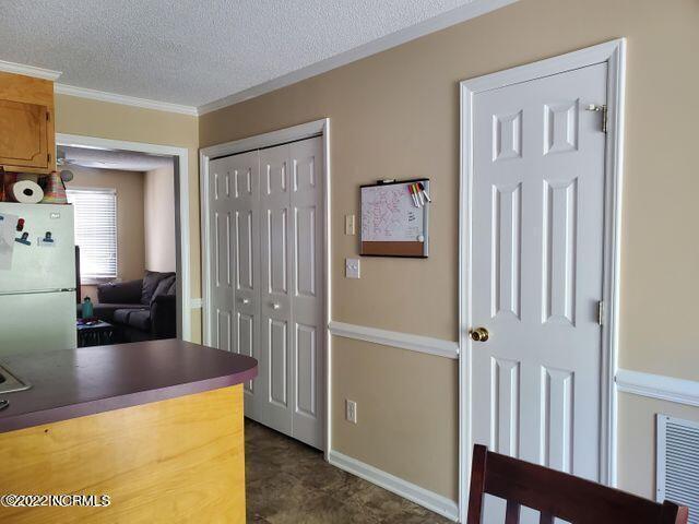 Foto del edificio - 1035 Spring Forest Rd
