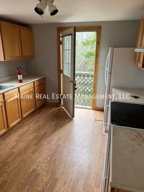 Foto principal - 115 Ellsworth Rd