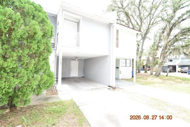 Foto del edificio - 5009 Terrace Village Ln