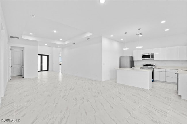 Building Photo - 1114 El Dorado Blvd N