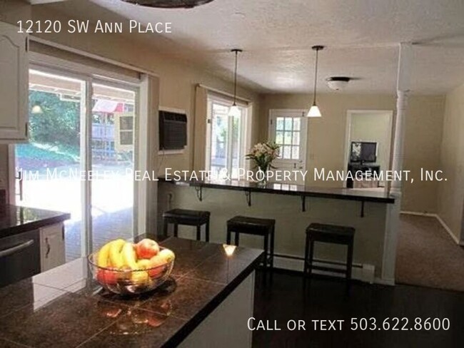 Foto del edificio - Well Maintained Tigard Home - Great Indoor...