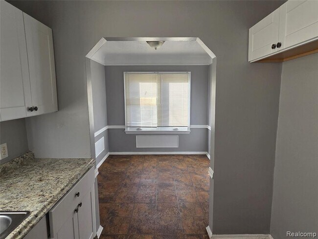 Foto del edificio - 19496 Braile St