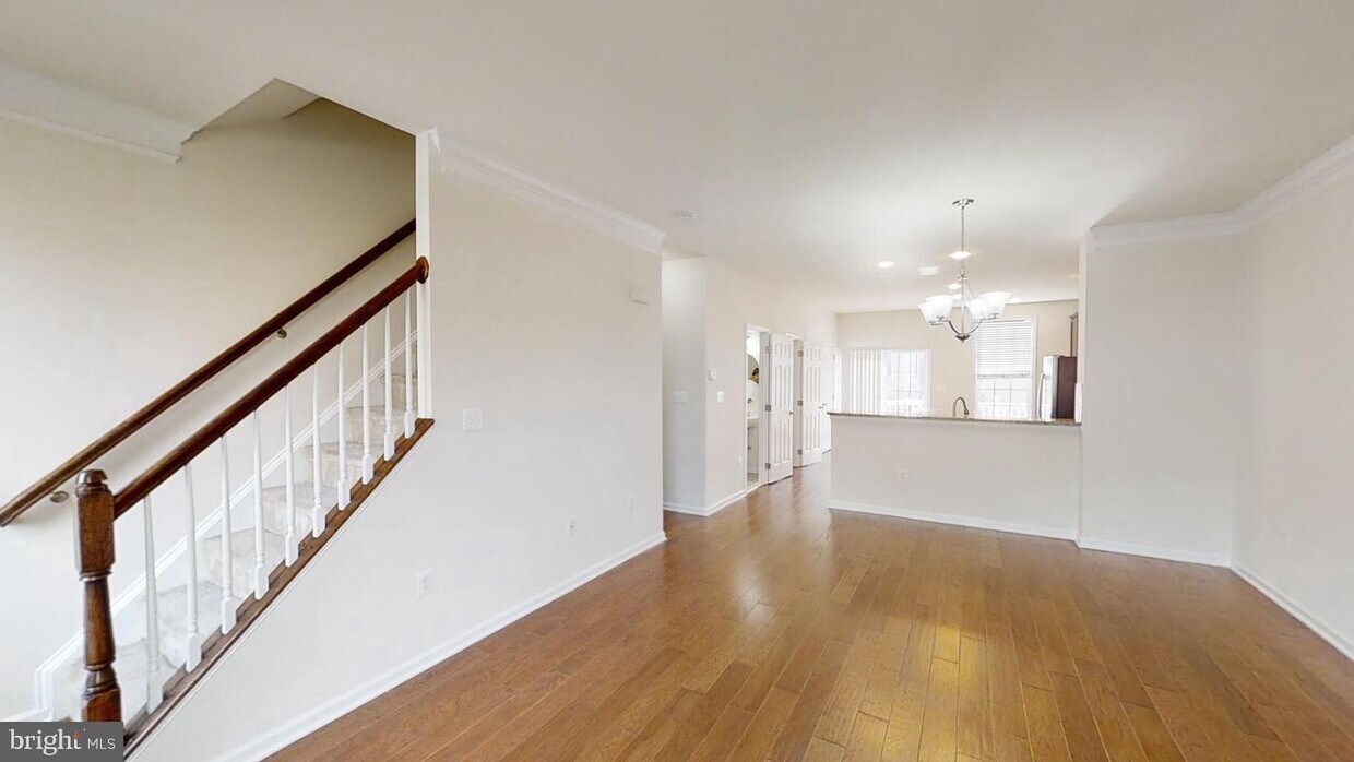 Building Photo - 22625 Cambridgeport Square