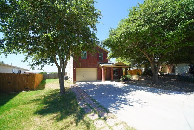 Foto del edificio - Beautifully Maintained and Updated Home in...