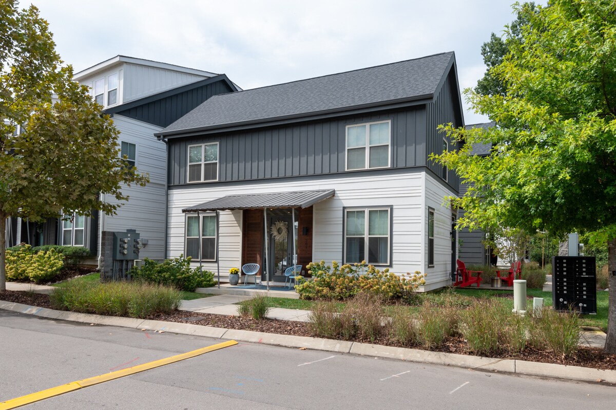 Photo - 645 Nashua Ln (Nashville, TN)